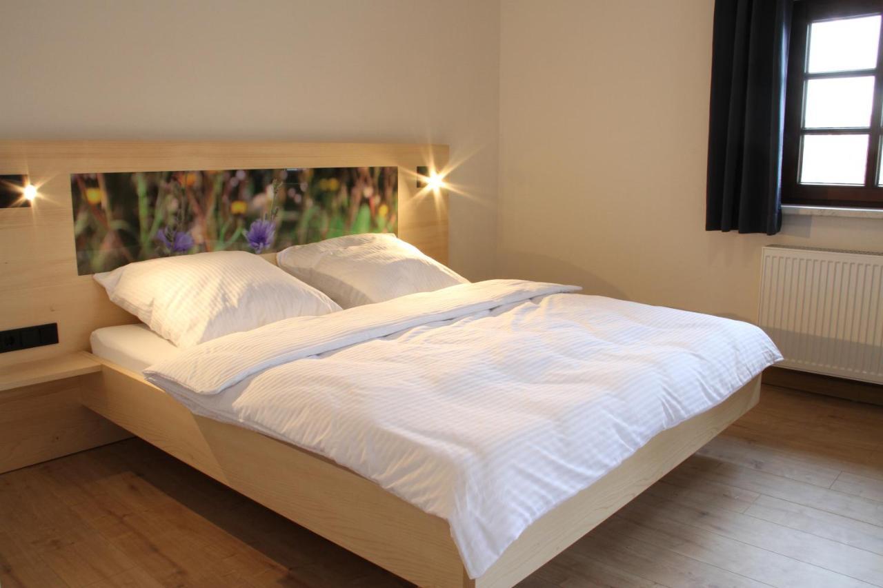 Chalet An Der Donau Direkt Bei Regensburg, 5 Sterne Dtv Pentling المظهر الخارجي الصورة