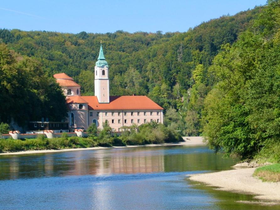 Chalet An Der Donau Direkt Bei Regensburg, 5 Sterne Dtv Pentling المظهر الخارجي الصورة